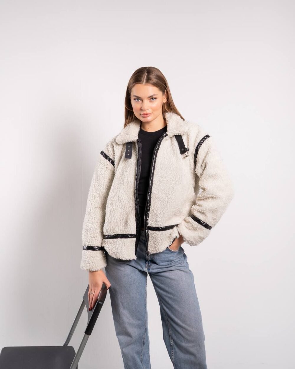 ⁦جاكيت فرو × جلد⁩ - الصورة ⁦9⁩