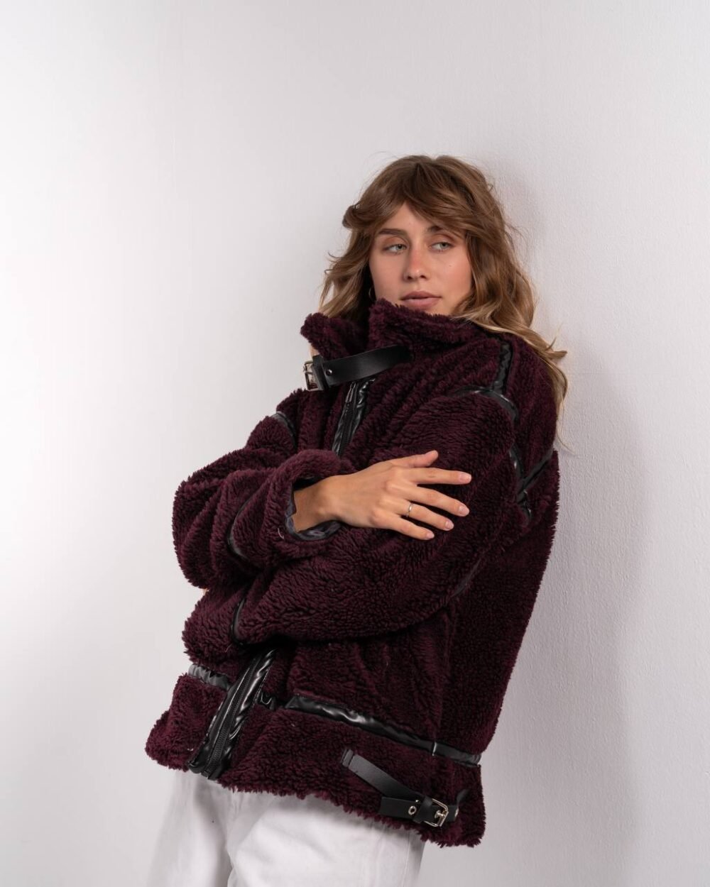 ⁦جاكيت فرو × جلد⁩ - الصورة ⁦7⁩