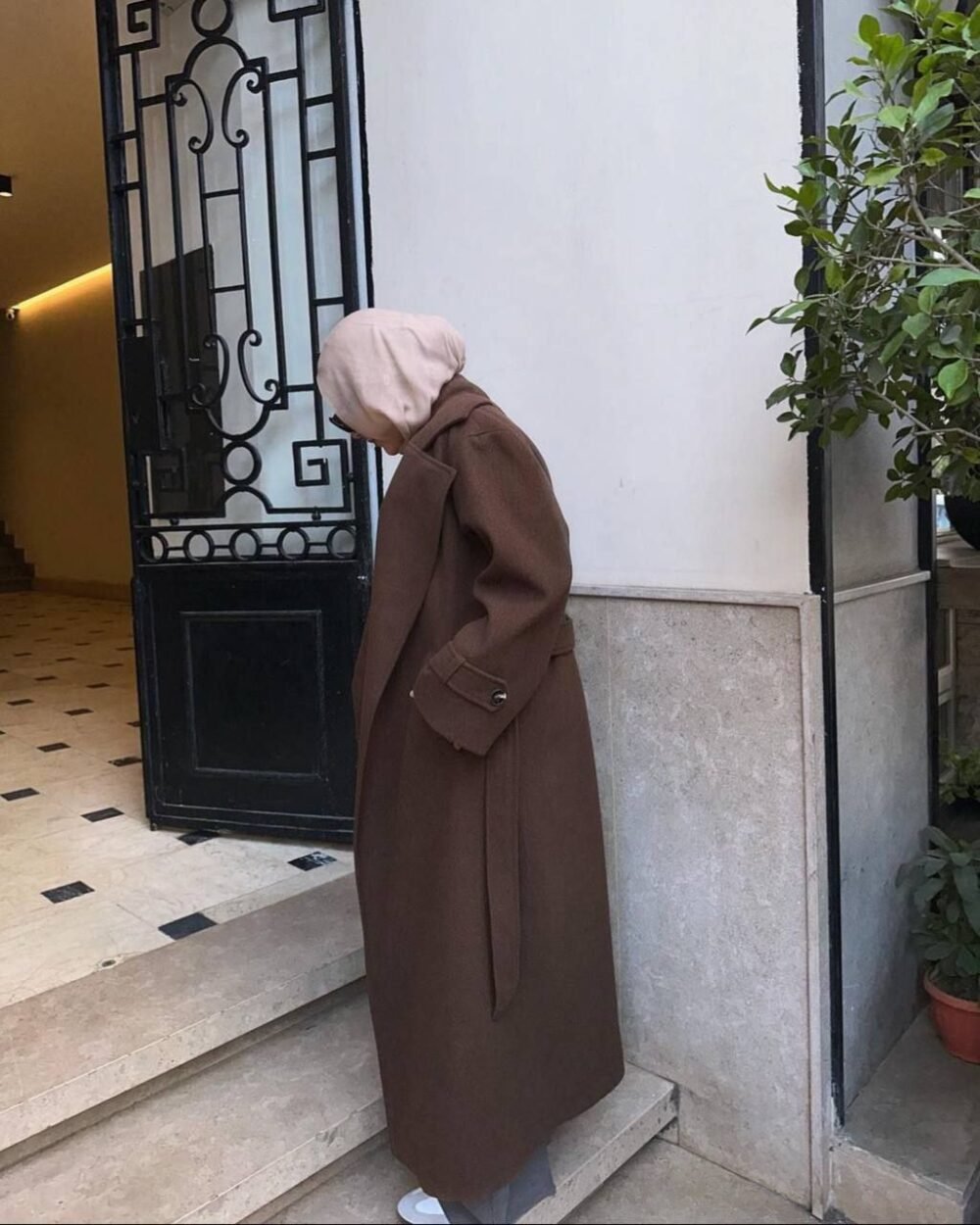 ⁦🔥🔥 بالطو جوخ طويل تصفياات⁩ - الصورة ⁦2⁩