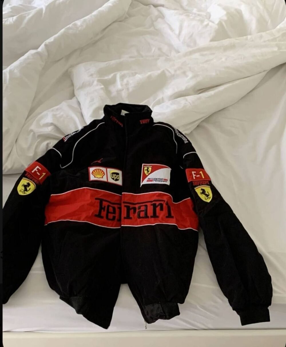 ⁦جاكيت فيراري⁩ - الصورة ⁦2⁩