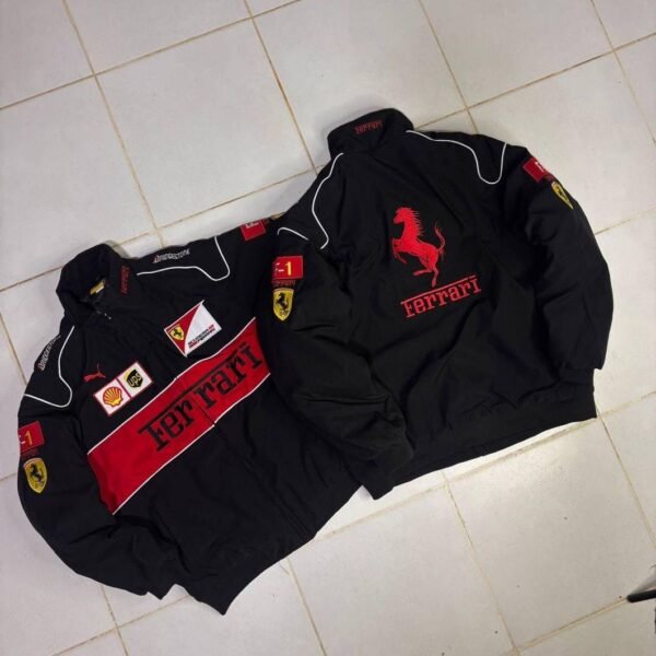 جاكيت فيراري